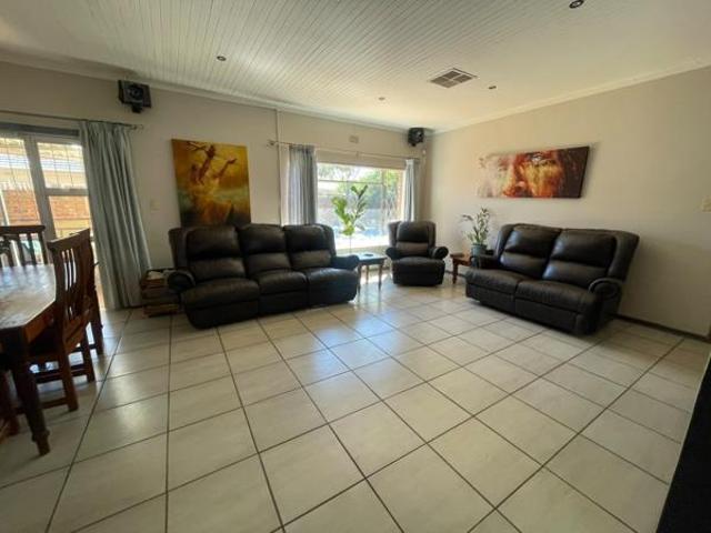 House for sale in Kimberley, Frances Baard District Municipality
