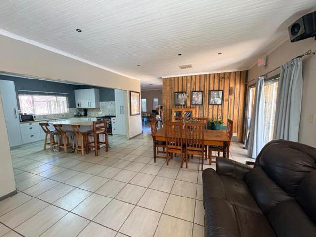 House for sale in Frances Baard, Northern Cape