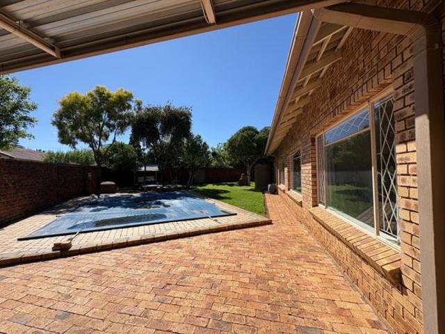 House for sale in Frances Baard, Northern Cape