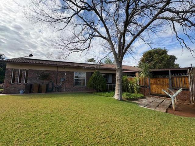 House for sale in Frances Baard, Northern Cape