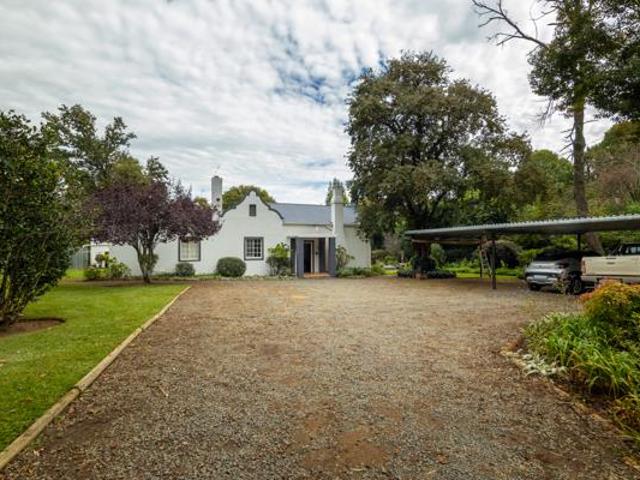 House for sale in Drakensberg, Kwazulu-natal