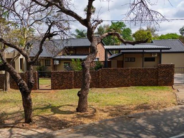 House for sale in Hoedspruit, Maruleng Local Municipality