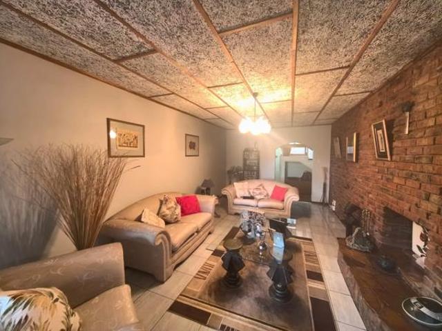 House for sale in Frances Baard, Northern Cape