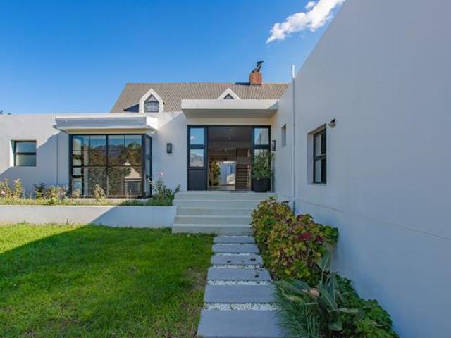 House for sale in Bergsig, Durbanville