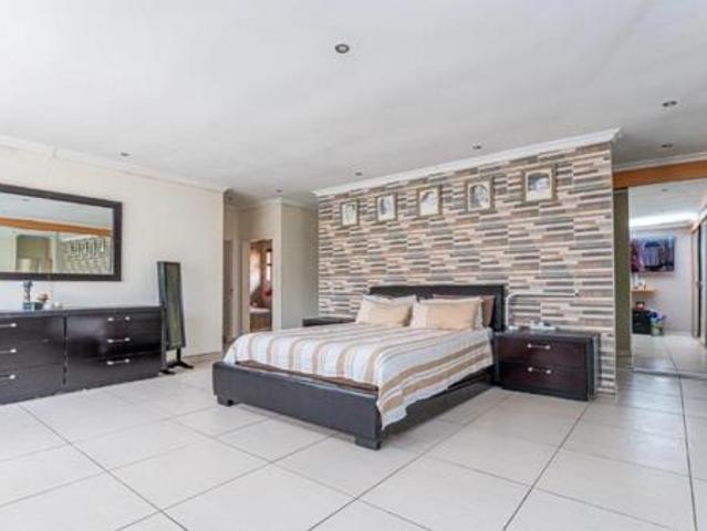 House for sale in West Rand Garden estates, Westonaria Local Municipality