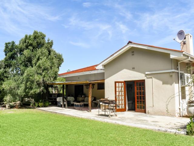 House for sale in Panorama, Western Cape