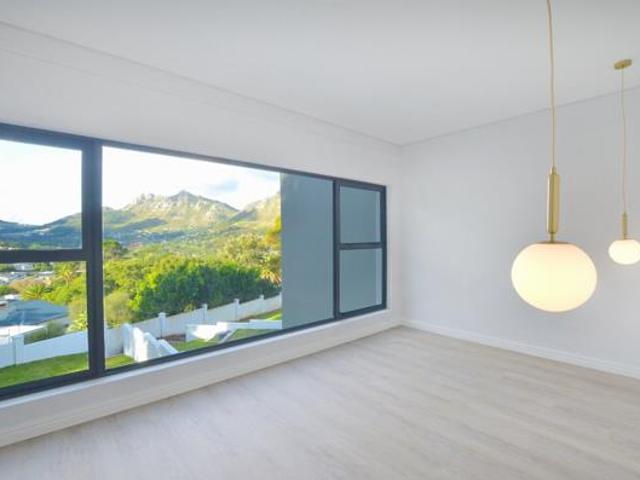 House for sale in Cape Town, Western Cape