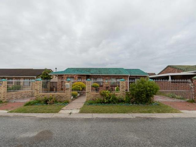 House for sale in Nelson Mandela Bay Ward 18, Nelson Mandela Bay Metropolitan Municipality