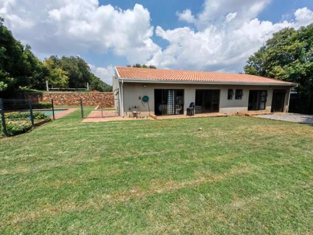 House for rent in Zwartkop, City of Tshwane Metropolitan Municipality