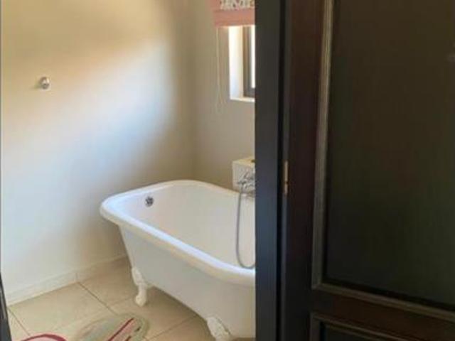 House for rent in Seaview, Kwazulu-natal