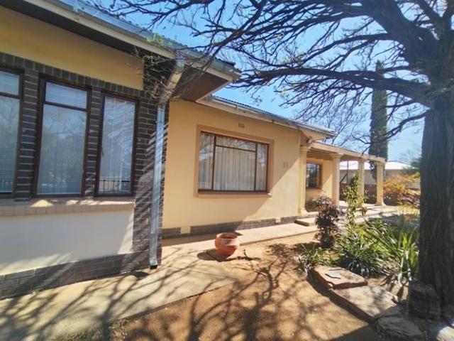 House for sale in Frances Baard, Northern Cape