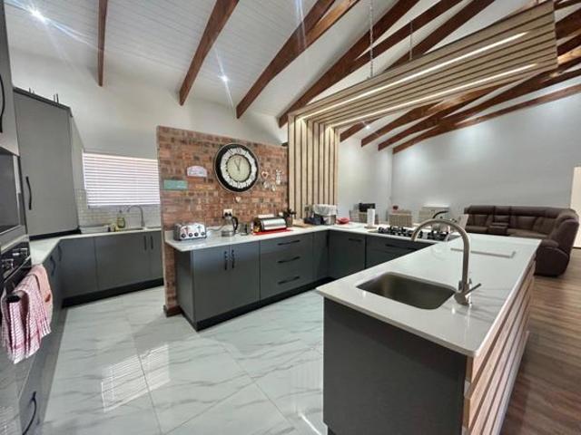 House for sale in Cape St Francis, Eastern Cape