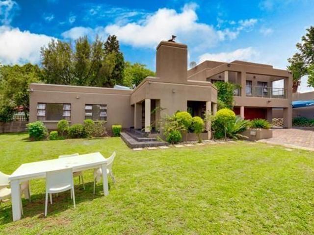 House for rent in Rosebank, Gauteng
