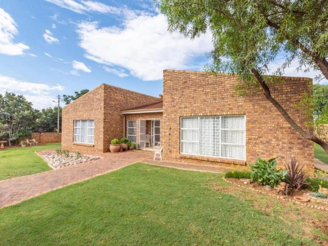 House for sale in Lesedi Local Municipality, Gauteng