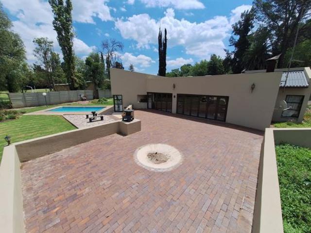 House for sale in Vanderbijlpark, Emfuleni Local Municipality