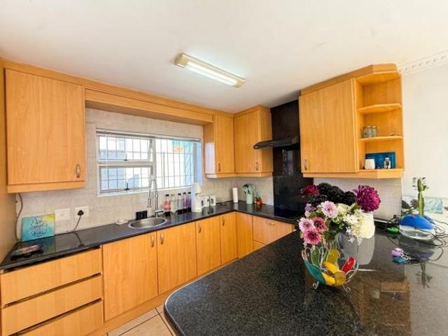 House for sale in Cape Town, Western Cape