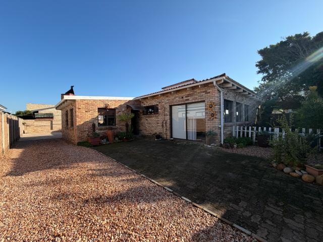 House for sale in Cape St Francis, Eastern Cape