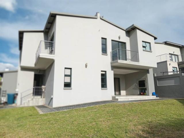 House for sale in Waterkloof, Gauteng