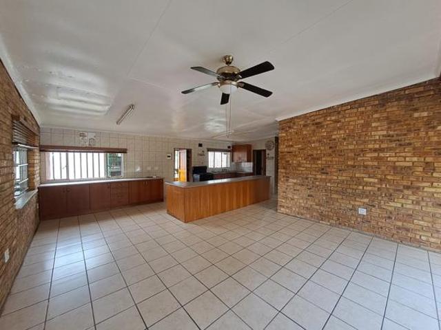 House for rent in Waterkloof, Gauteng