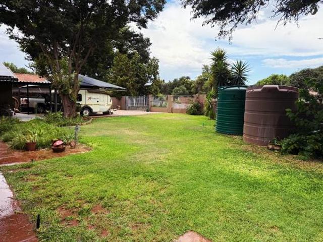 House for sale in Kgalagadi, Northern Cape