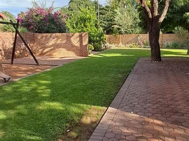 House for sale in Kgalagadi, Northern Cape