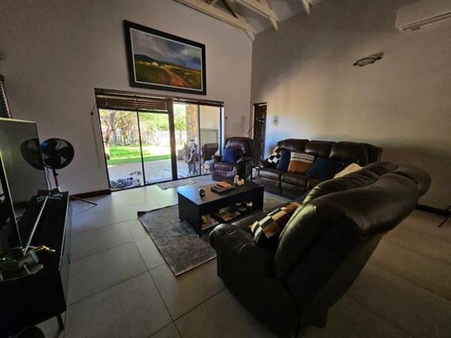 House for sale in Kgalagadi, Northern Cape