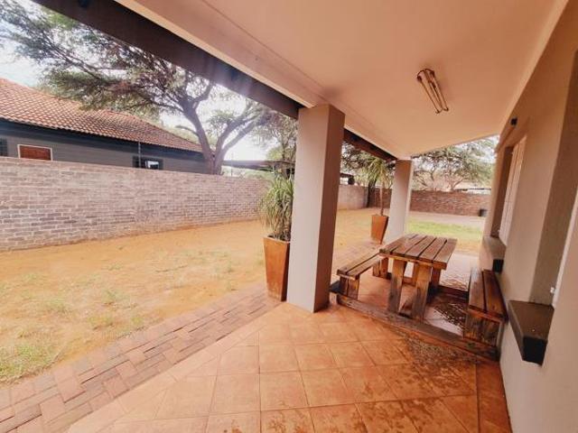 House for sale in Kgalagadi, Northern Cape