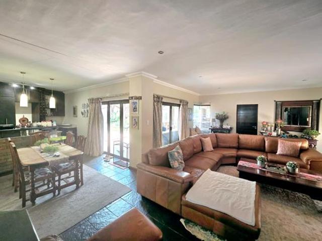 House for sale in Kgalagadi, Northern Cape