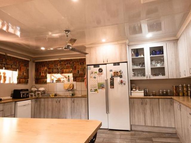 House for sale in Kgalagadi, Northern Cape