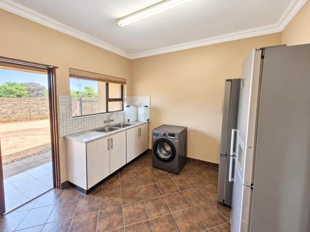 House for sale in Kgalagadi, Northern Cape
