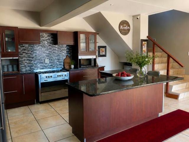 House for sale in Kgalagadi, Northern Cape