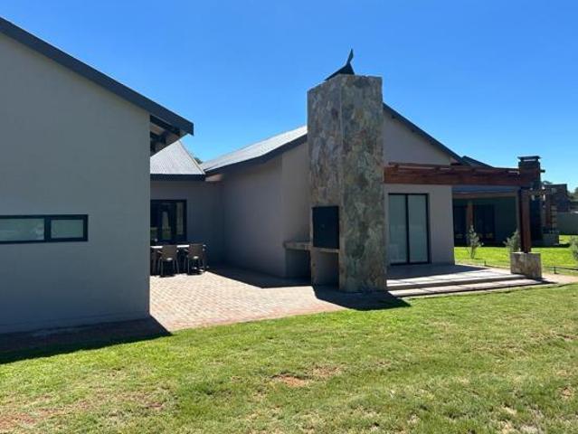 House for sale in Kgalagadi, Northern Cape