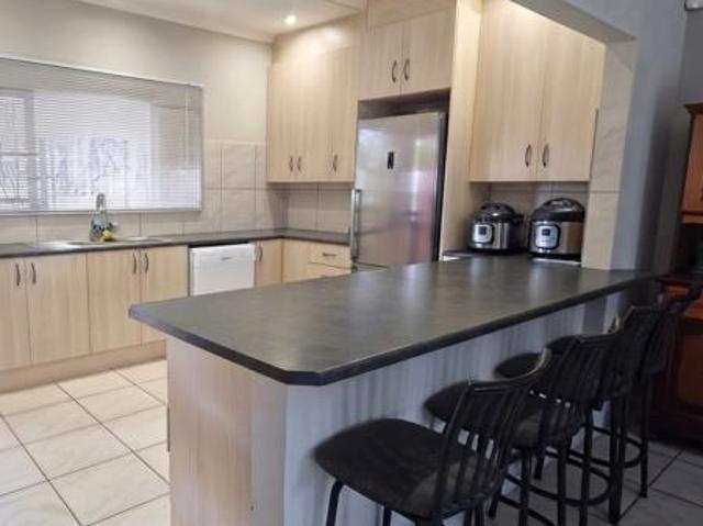 House for sale in Upington, ǁKhara Hais Local Municipality