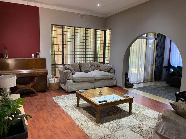 House for rent in Johannesburg, North & Sandton