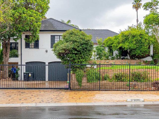 House for sale in Bellville, Western Cape