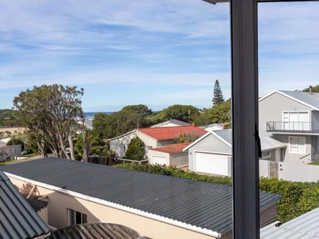 House for sale in Bushmans River Mouth, Eastern Cape