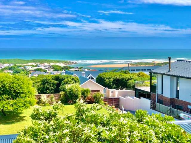 House for sale in Bushmans River Mouth, Eastern Cape