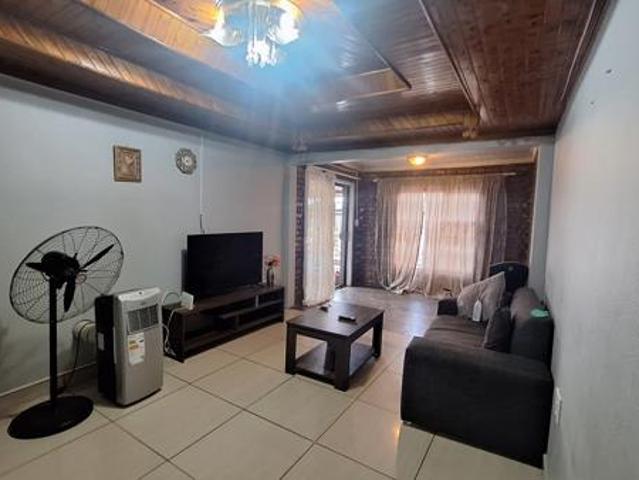 House for sale in Kimberley, Frances Baard District Municipality