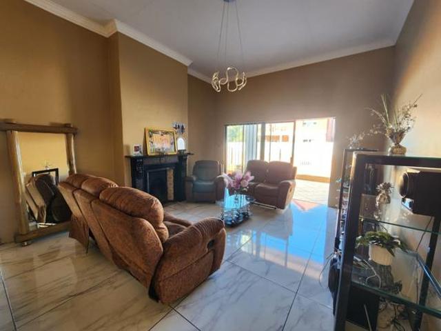 House for sale in Frances Baard, Northern Cape