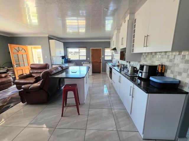 House for sale in Kimberley, Frances Baard District Municipality