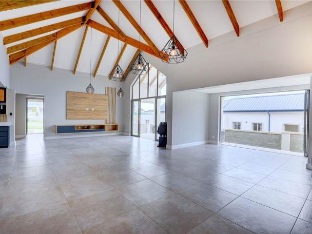 House for sale in Groot Brak Rivier, Western Cape