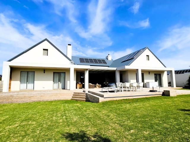 House for sale in Groot Brak Rivier, Western Cape