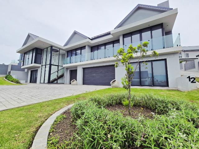 House for sale in Groot Brak Rivier, Western Cape