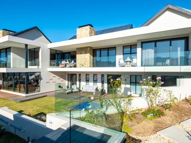 House for sale in Groot Brak Rivier, Western Cape