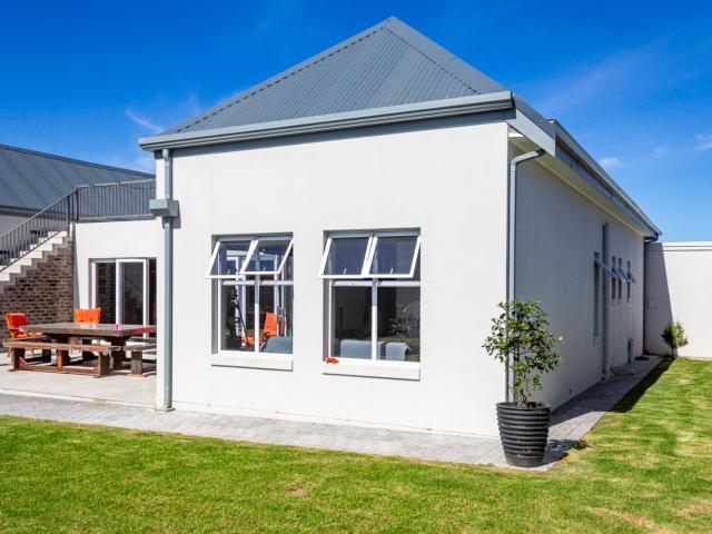 House for sale in Groot Brak Rivier, Western Cape