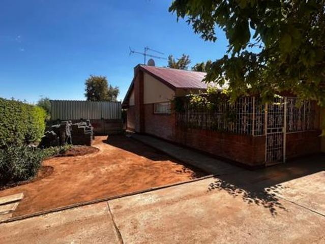 House for sale in Kimberley, Frances Baard District Municipality