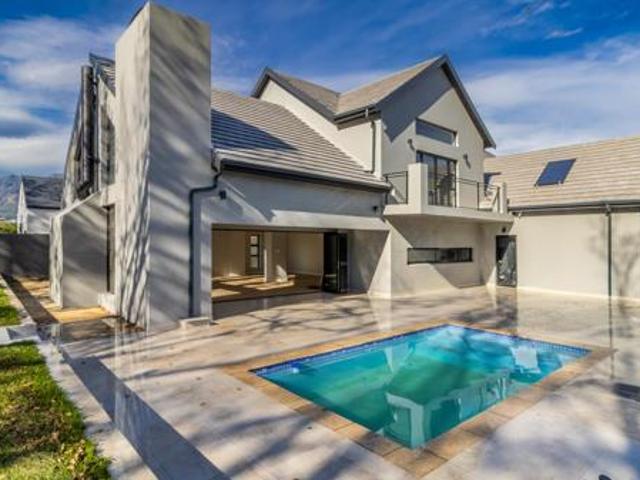 House for sale in Durbanville, Western Cape