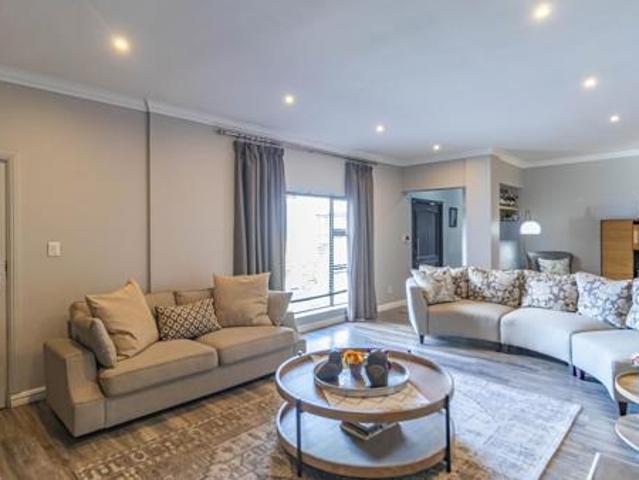 House for sale in Durbanville, Western Cape