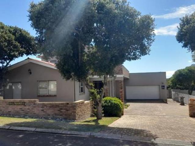 House for sale in Rietpoel, Theewaterskloof Local Municipality