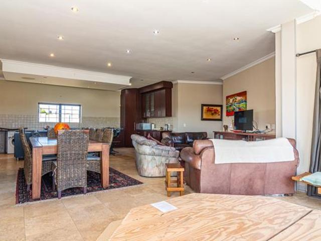House for sale in Rietpoel, Theewaterskloof Local Municipality